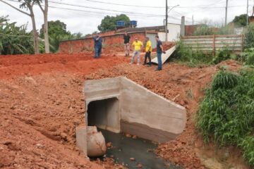 Prefeitura de Rio Branco executa obra de drenagem no bairro Conquista para conter alagamentos históricos