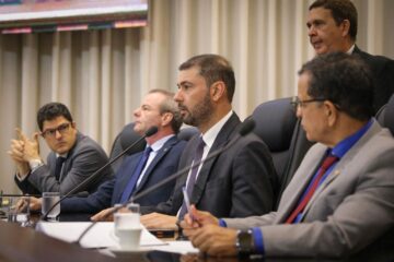 Aleac aprova projetos de utilidade pública, proteção animal e inclusão de datas comemorativas no calendário oficial do Acre
