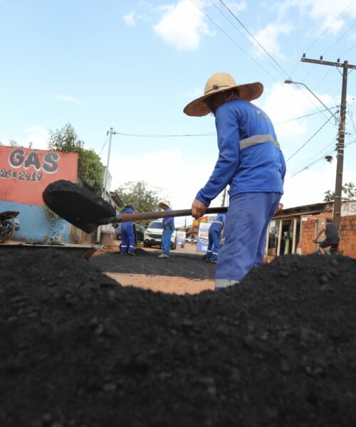 Prefeitura de Rio Branco acompanha serviços de recuperação viária em ruas da capital