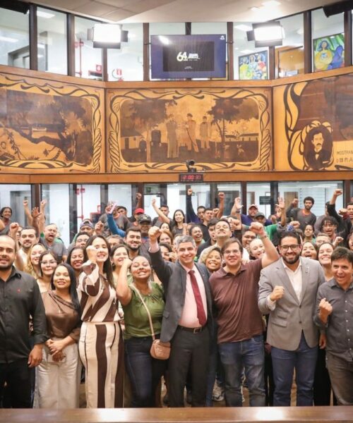 Aleac homenageia trabalhadores terceirizados em sessão solene proposta por Fagner Calegário