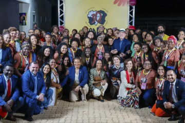 Governo Federal entrega títulos de terras e assina decretos para comunidades quilombolas durante encontro nacional de mulheres