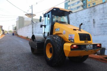 Rua São José recebe pavimentação com tecnologia que amplia durabilidade da via