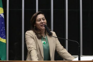 Comissão da Câmara aprova intérprete de línguas indígenas em atendimentos públicos e processos judiciais