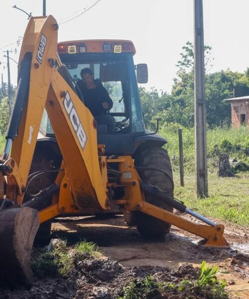 Prefeitura de Rio Branco inicia pavimentação do Ramal da Invasão, no Belo Jardim