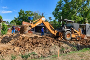 Prefeitura amplia ações de limpeza e saneamento e beneficia moradores de mais de sete bairros