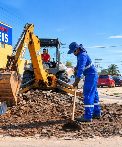Prefeitura de Rio Branco intensifica operação tapa-buracos no Montanhês e amplia recuperação de vias da capital
