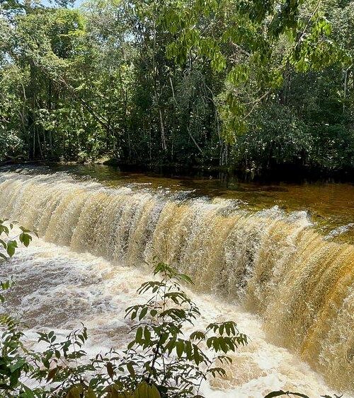 Obra irregular deixa cachoeira com água barrenta no Amazonas e empresa é multada em mais de R$ 3 milhões
