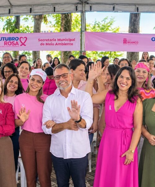Prefeitura de Rio Branco encerra Outubro Rosa com ação de conscientização sobre saúde e direitos das mulheres