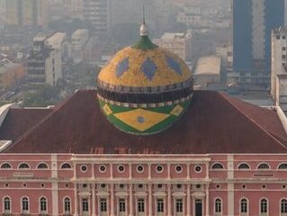 Manaus amanhece novamente coberta por fumaça após incêndio de grandes proporções em Iranduba
