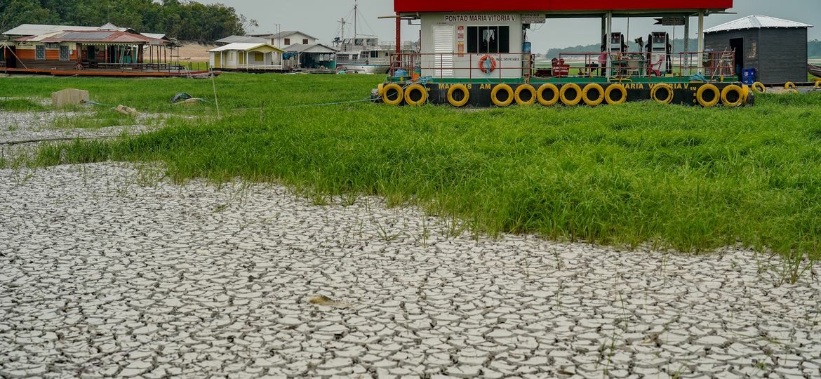 Campanha quer arrecadar 23 toneladas de alimentos para comunidades afetadas pela seca no Amazonas